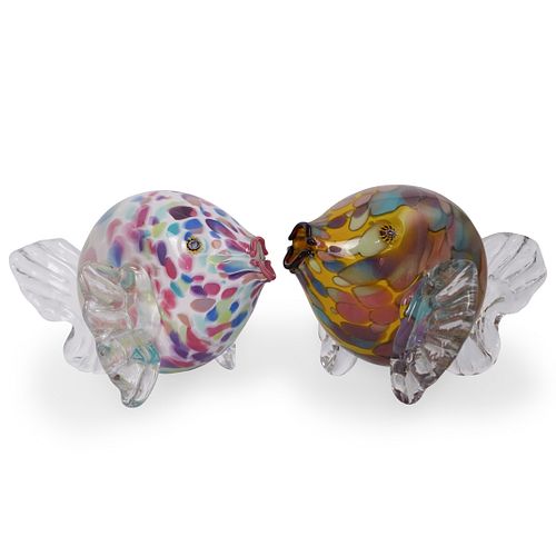 PAIR OF SIGNED ART GLASS FISH