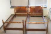 PAIR OF SIMMONS FURNITURE CO F