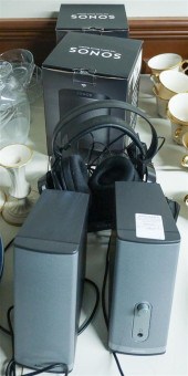 PAIR OF SONOS PLAY 1 SPEAKERS,