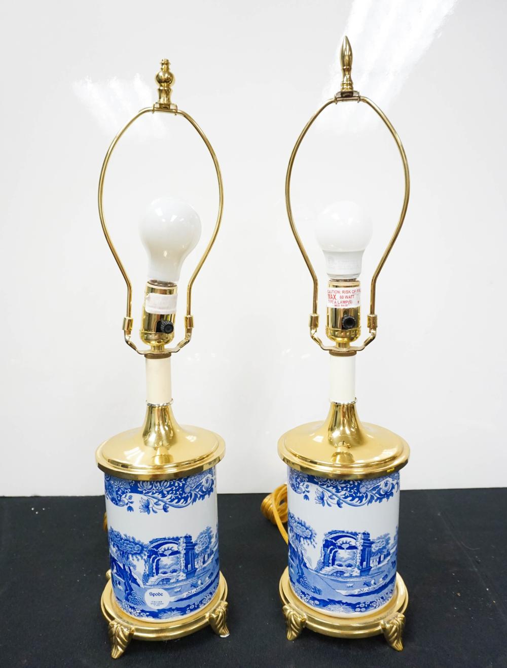PAIR OF SPODE BLUE AND WHITE