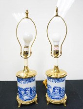 PAIR OF SPODE BLUE AND WHITE T