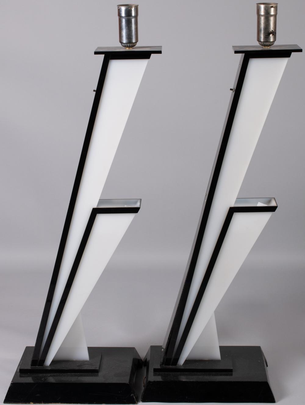 PAIR OF STANDING LAMPSPAIR OF