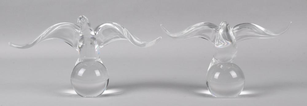 PAIR OF STEUBEN EAGLES, DESIGNED BY
