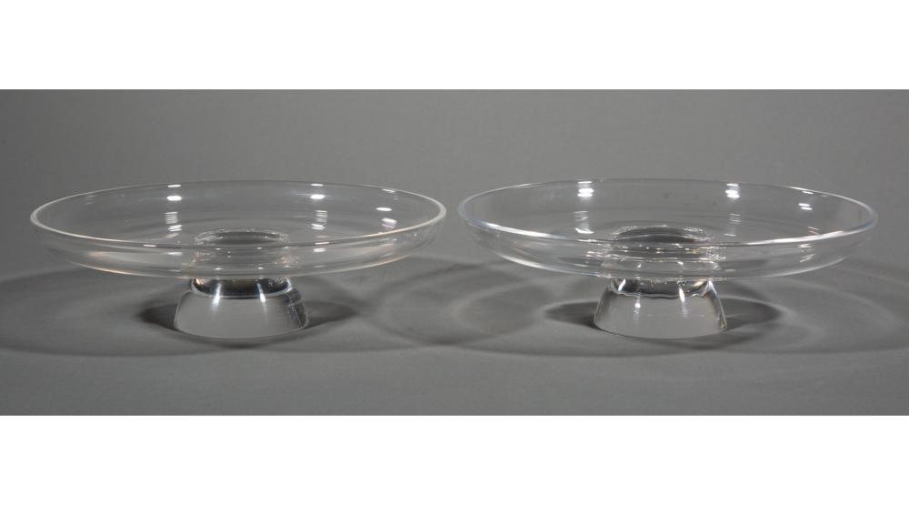 PAIR OF STEUBEN GLASS "SHALLOW