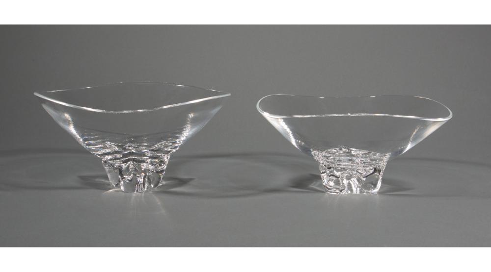 PAIR OF STEUBEN GLASS "TRILLIUM"