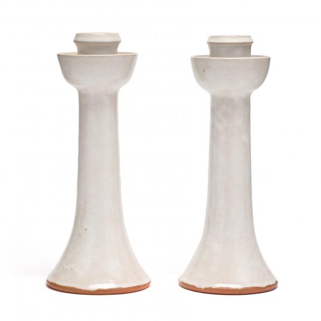 PAIR OF TALL CANDLESTICKS, BEN OWEN