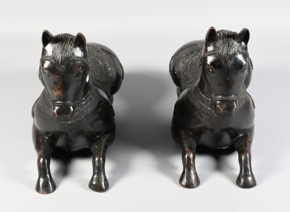 PAIR OF THAI BRONZE MODELS OF