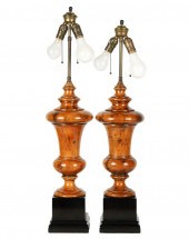 PAIR OF TURNED WOOD TABLE LAMP