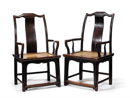 Pair of unusually large Chinese