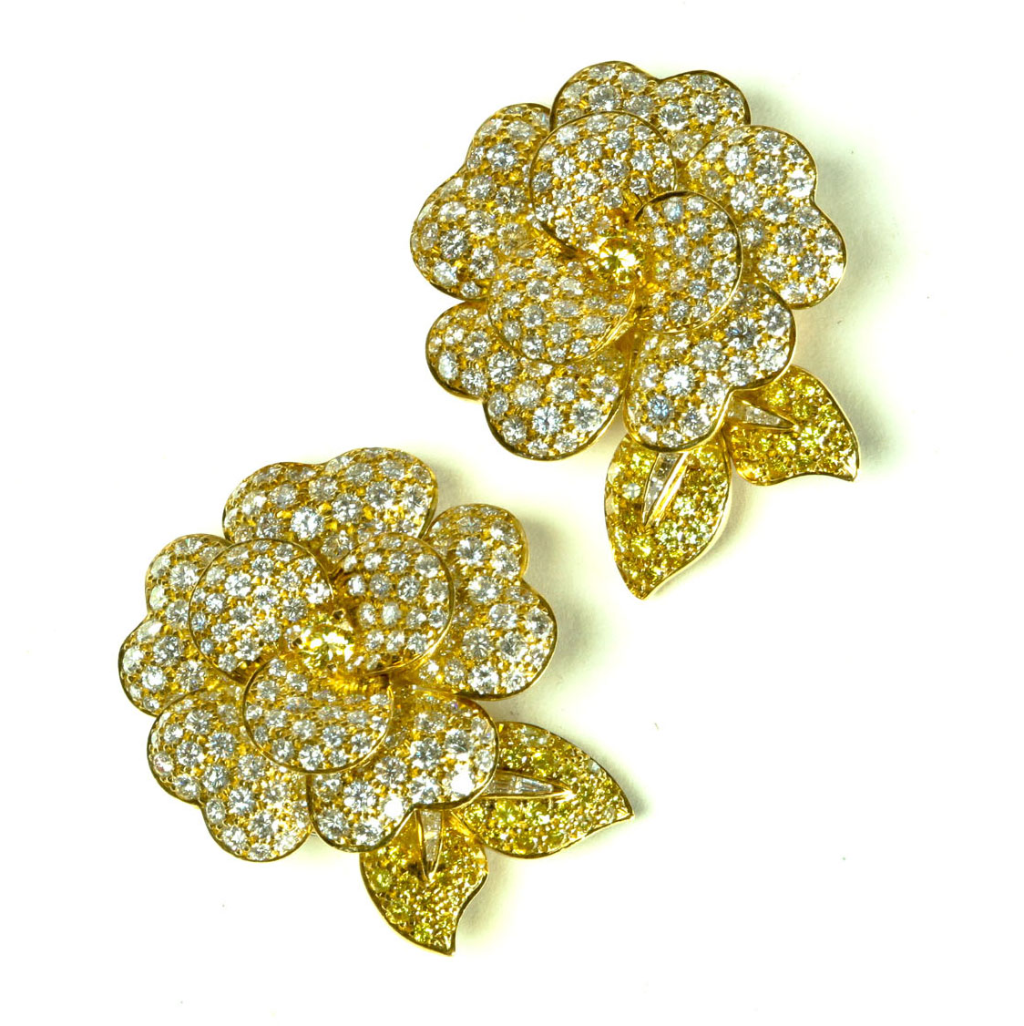 PAIR OF VAN CLEEF & ARPELS YELLOW