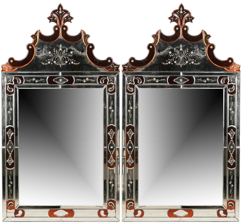 PAIR OF VENETIAN-STYLE ETCHED CLEAR