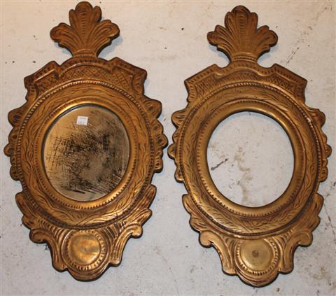 PAIR OF VENETIAN STYLE GILTWOOD