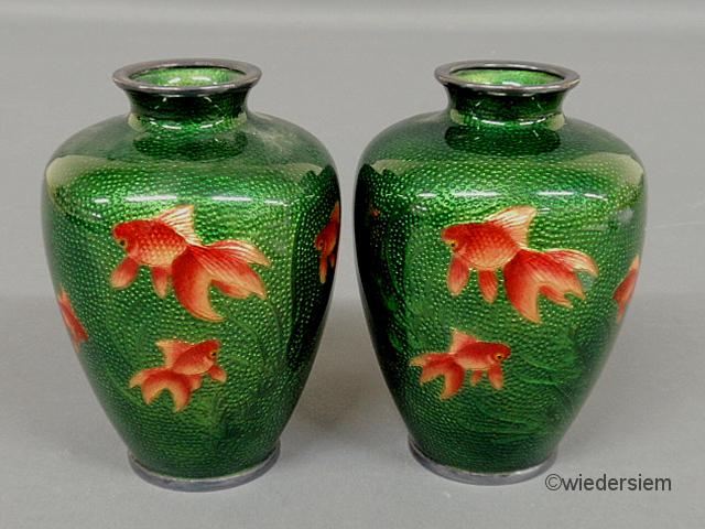 Pair of vibrant emerald green
