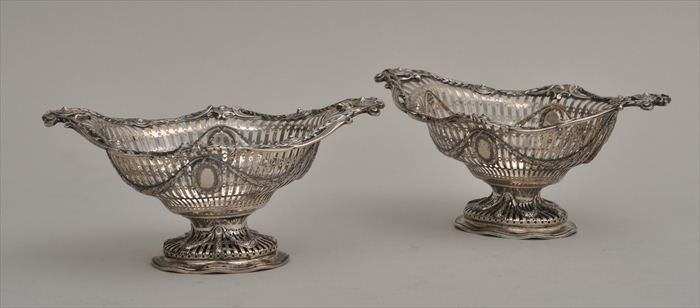 PAIR OF VICTORIAN SILVER SHORT