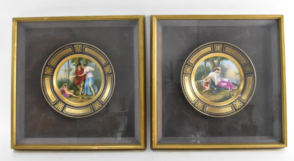 PAIR OF VIENNA PORCELAIN PLATES,