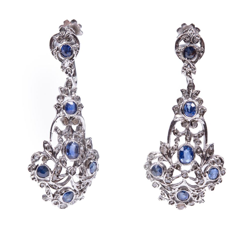 PAIR OF VINTAGE 18 KT. WHITE