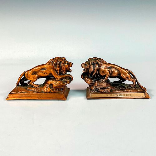 PAIR OF VINTAGE COPPER CEREAL