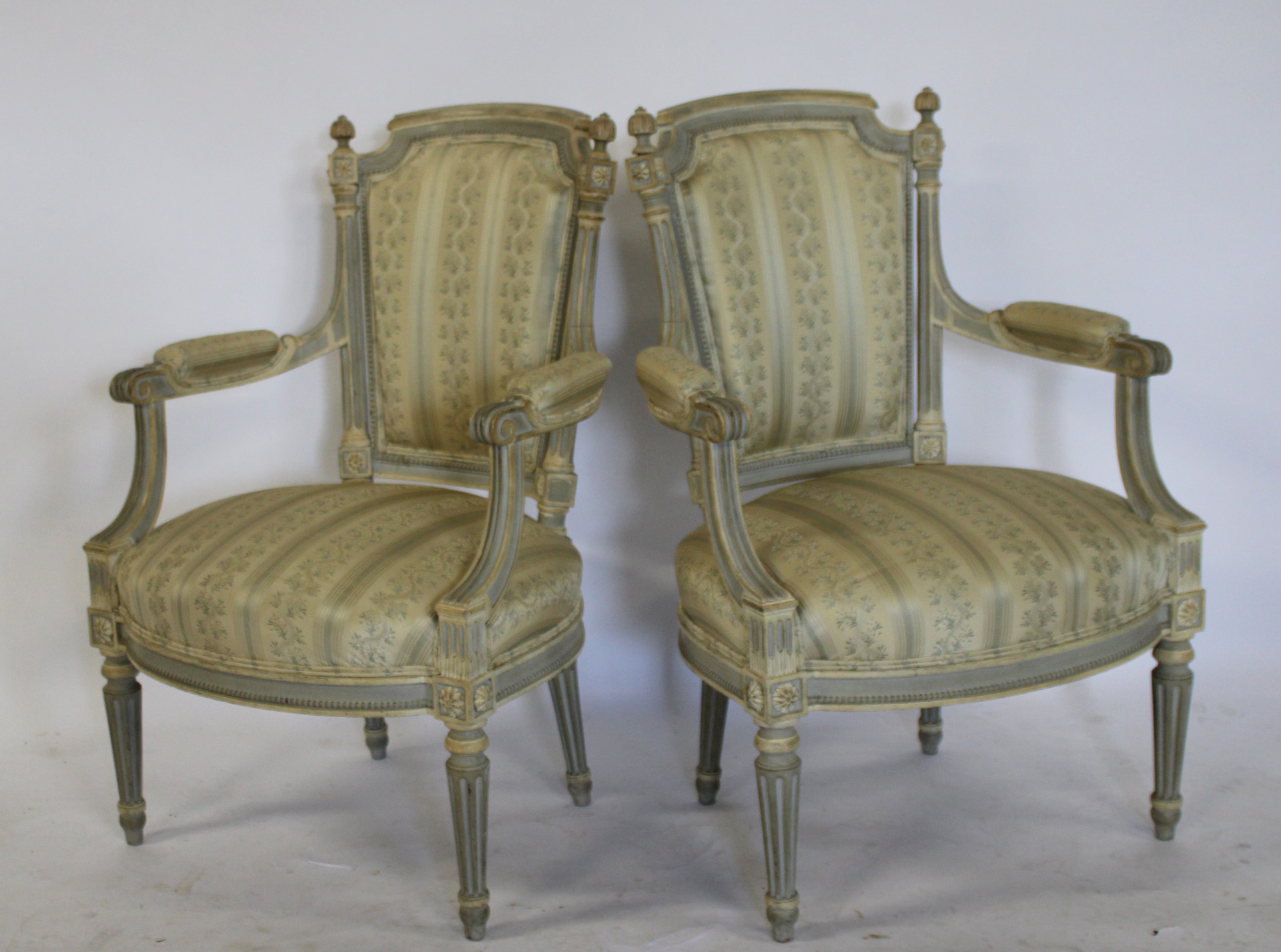 PAIR OF VINTAGE LOUIS XV1 STYLE ARM