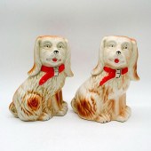 PAIR OF VINTAGE PORCELAIN DOG