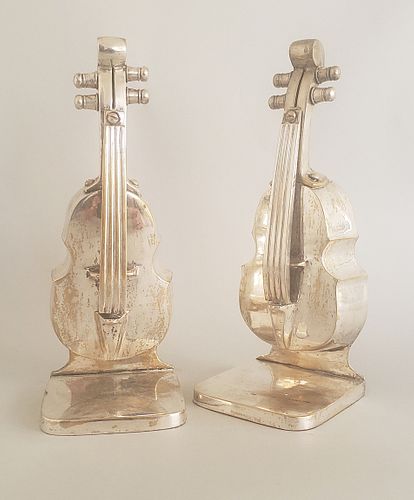 PAIR OF VINTAGE SILVER PLATE