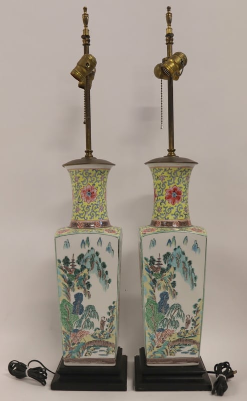 PAIR OF WARREN KESSLER CHINESE