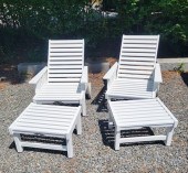 PAIR OF WEATHEREND MOUNTAIN DE
