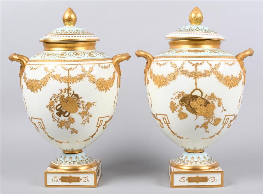 PAIR OF WEDGWOOD ‘VICTORIA WARE’