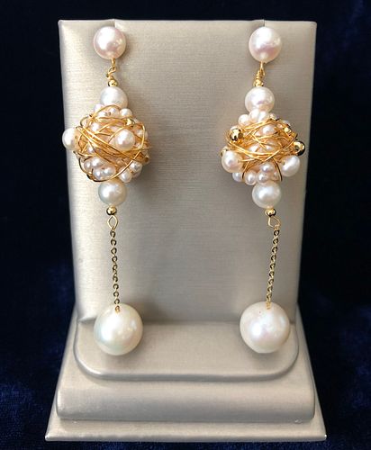 PAIR OF WHITE FRESH WATER PEARL
