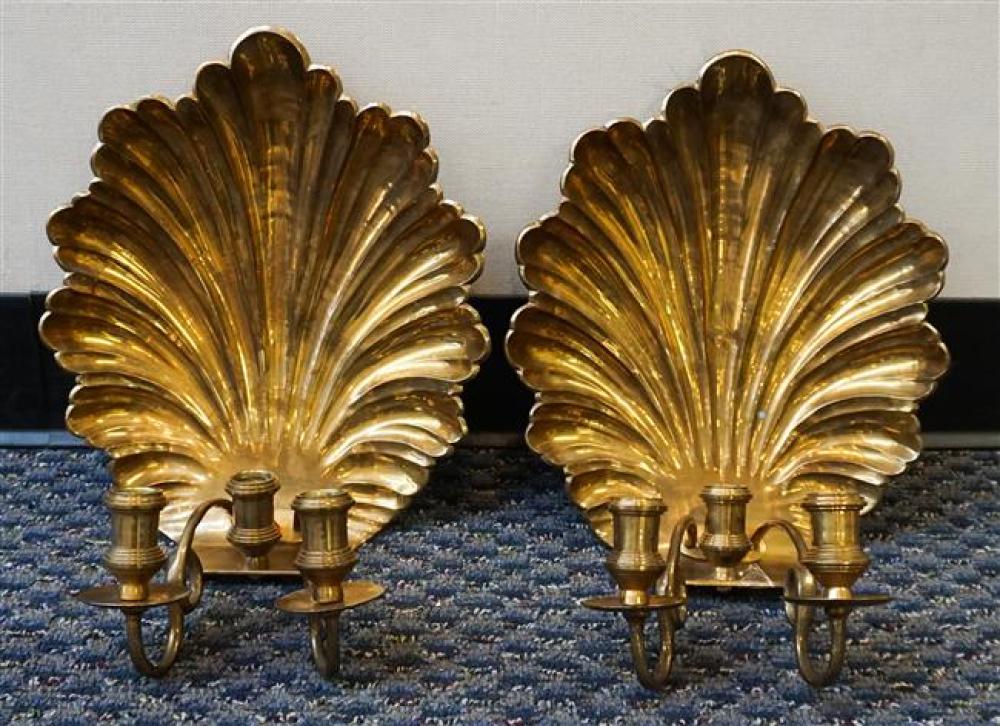 PAIR OF WILDWOOD ACCENTS BRASS