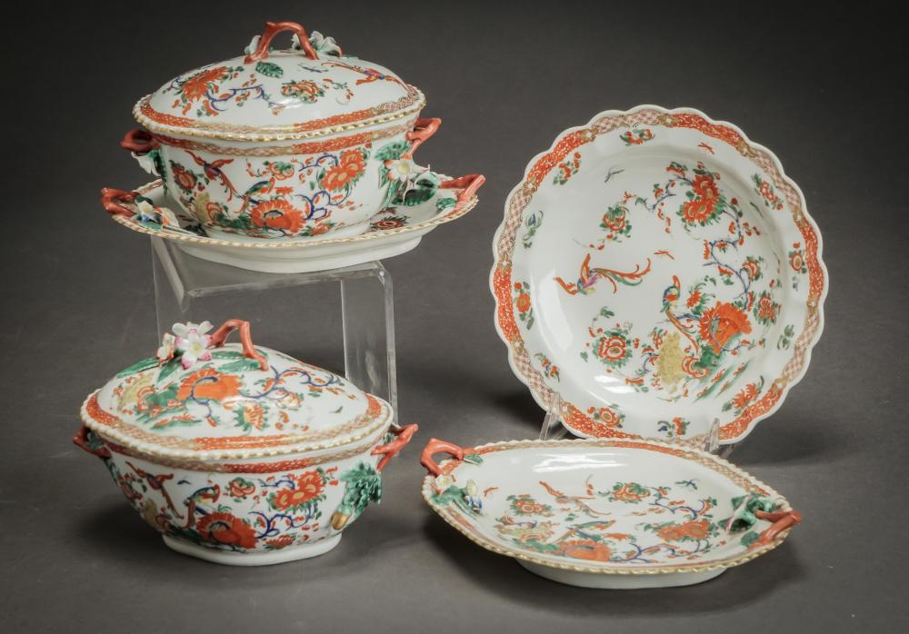PAIR OF WORCESTER PORCELAIN