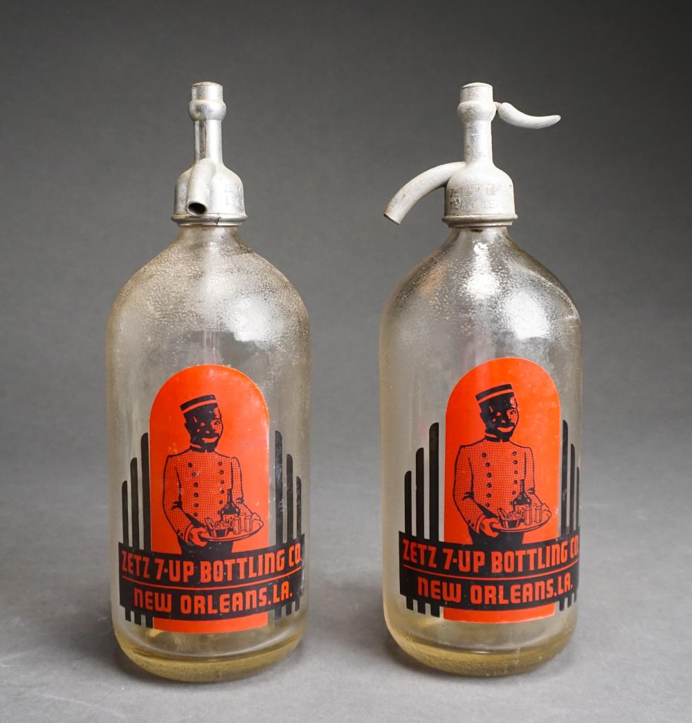 PAIR OF ZETZ 7-UP BOTTLING CO.