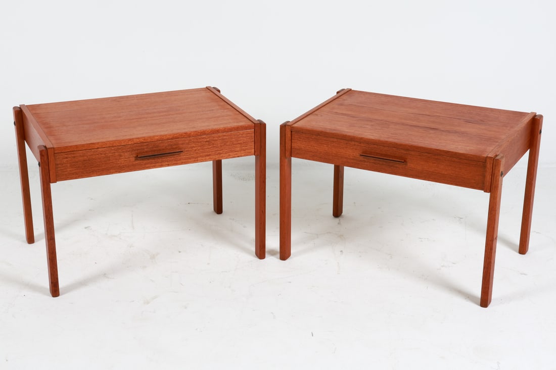 PAIR PBJ MOBLER DANISH TEAK SIDE