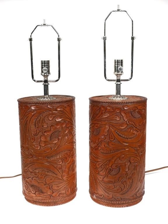PAIR RALPH LAUREN DAKOTA LEATHER