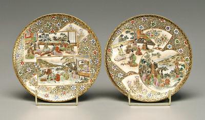 Pair Satsuma plates: each with