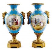 Pair Serves ormolu-mounted por