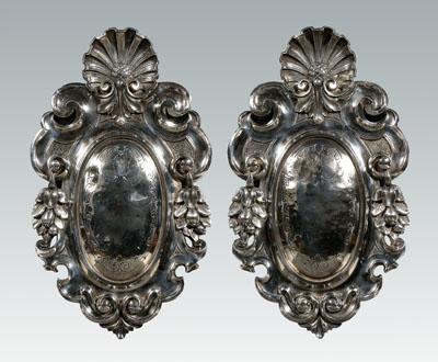 Pair silver plated plaques: oval