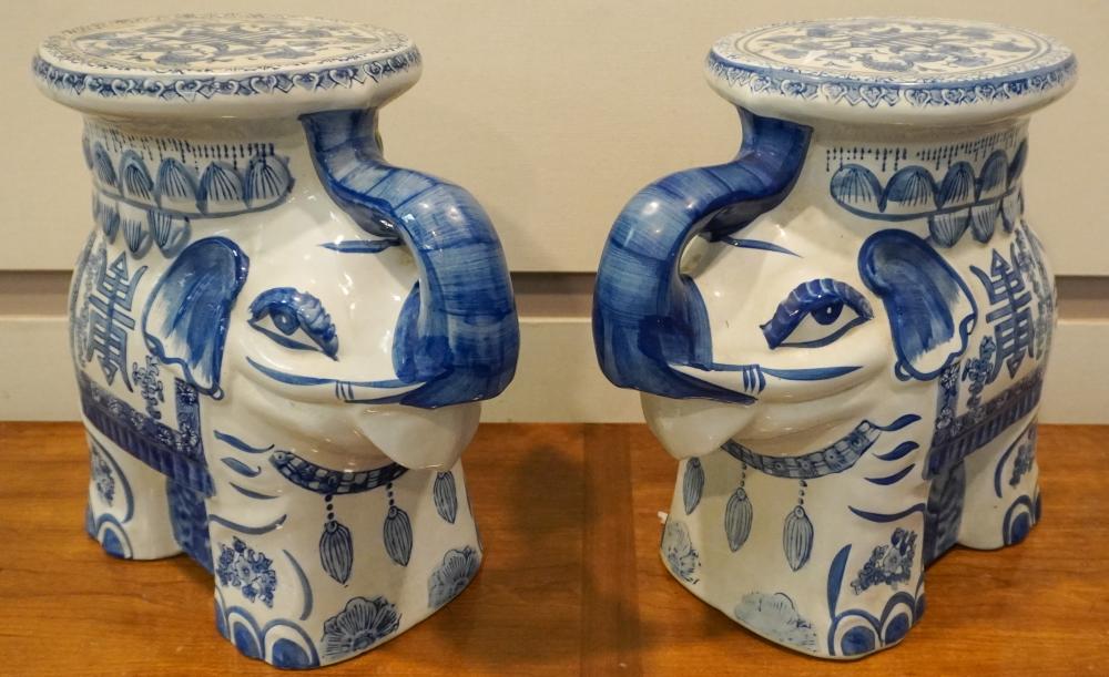 PAIR SOUTHEAST ASIAN BLUE AND WHITE