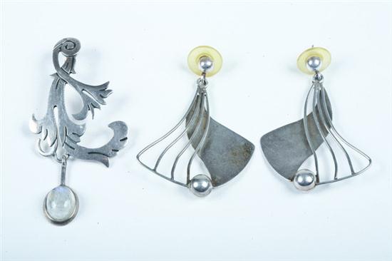 PAIR SPRATLING STERLING SILVER