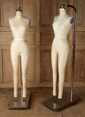 PAIR SUPERIOR MODEL FORM MANNE
