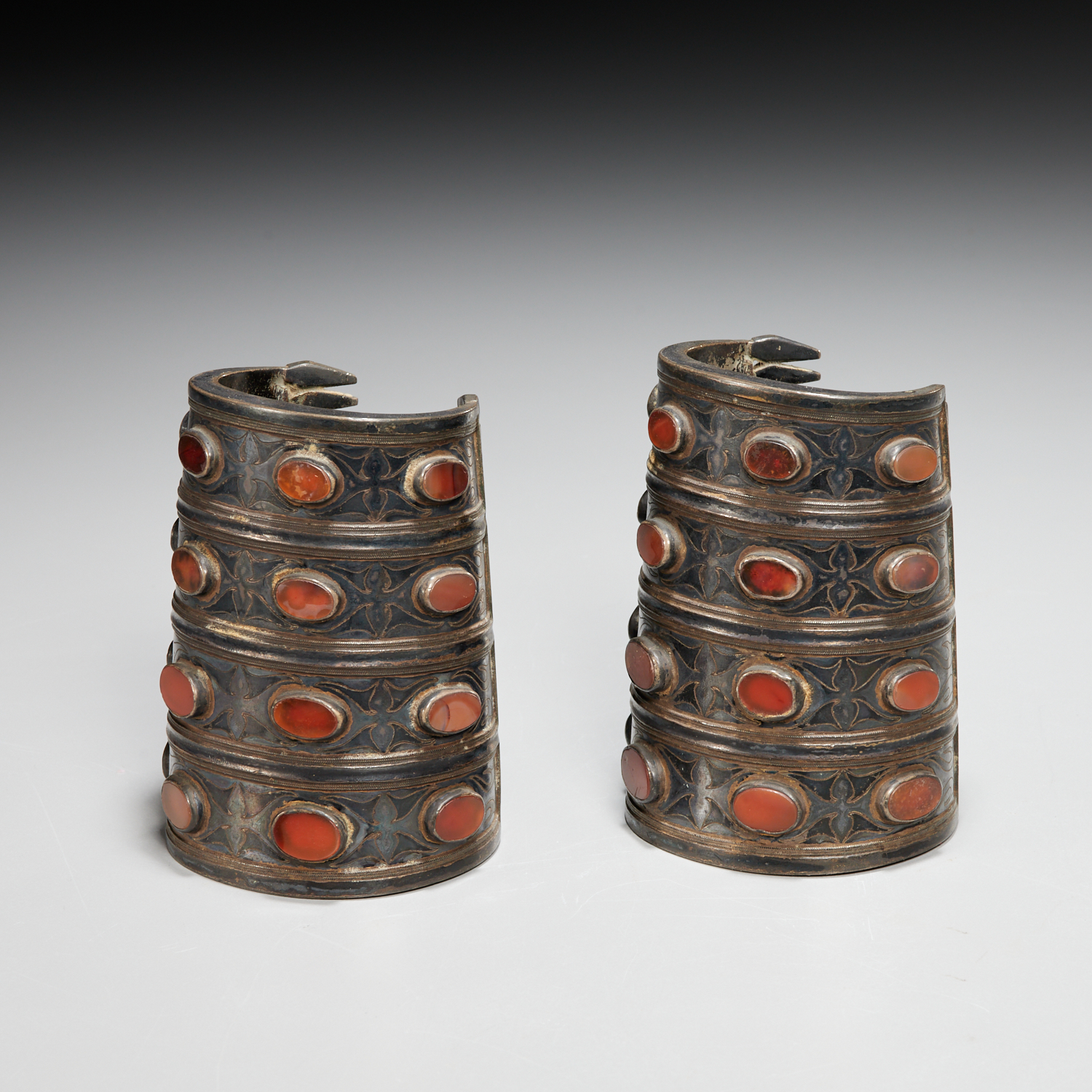 PAIR TEKKE TURKMEN CARNELIAN &