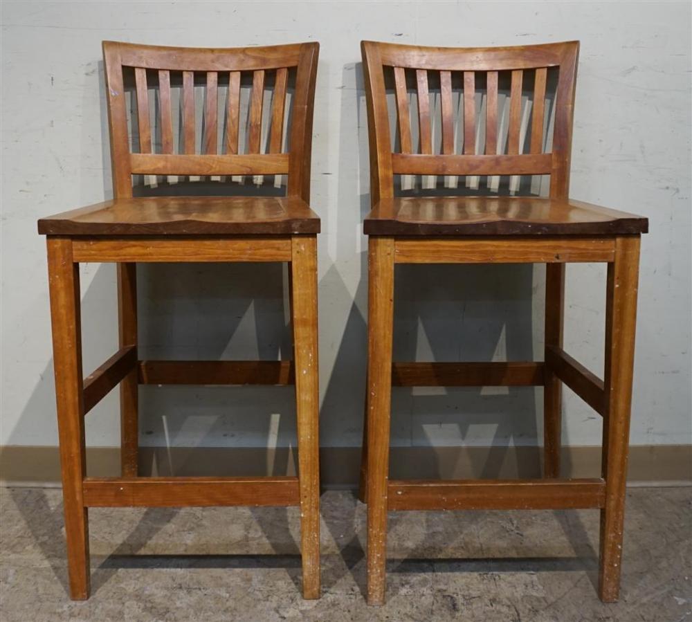 PAIR THOMAS MOSER CHERRY STOOLSPair