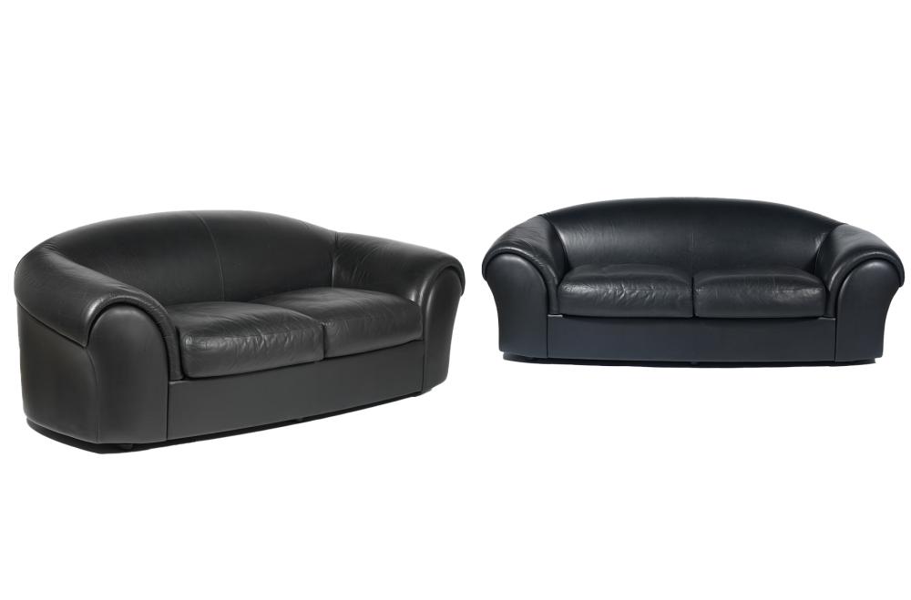PAIR VENTURI BLACK LEATHER