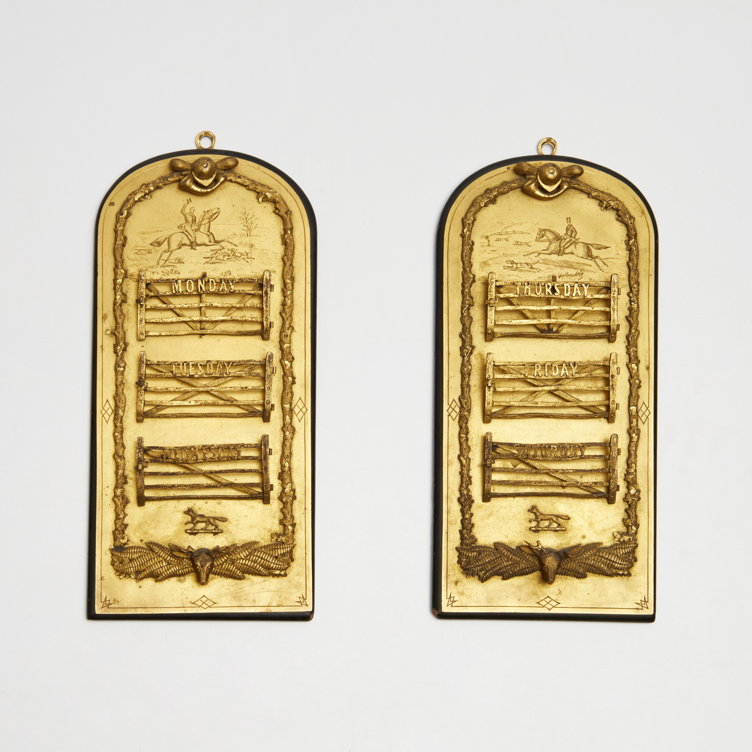 PAIR VICTORIAN BRONZE HUNT THEME