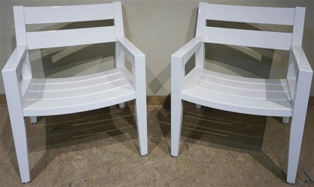 PAIR WEATHERED ESTATE FURNITURE