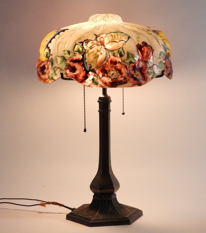 PAIRPOINT PUFFY PAPILLION TABLE