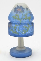 PAIRPOINT REVERSE-PAINTED GLAS