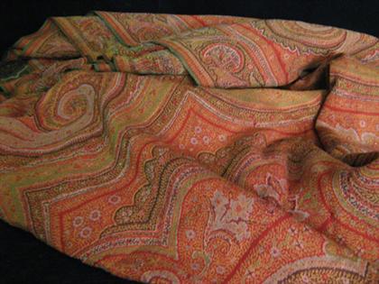 Paisley Shawl      L:10.3 x W: 5.3