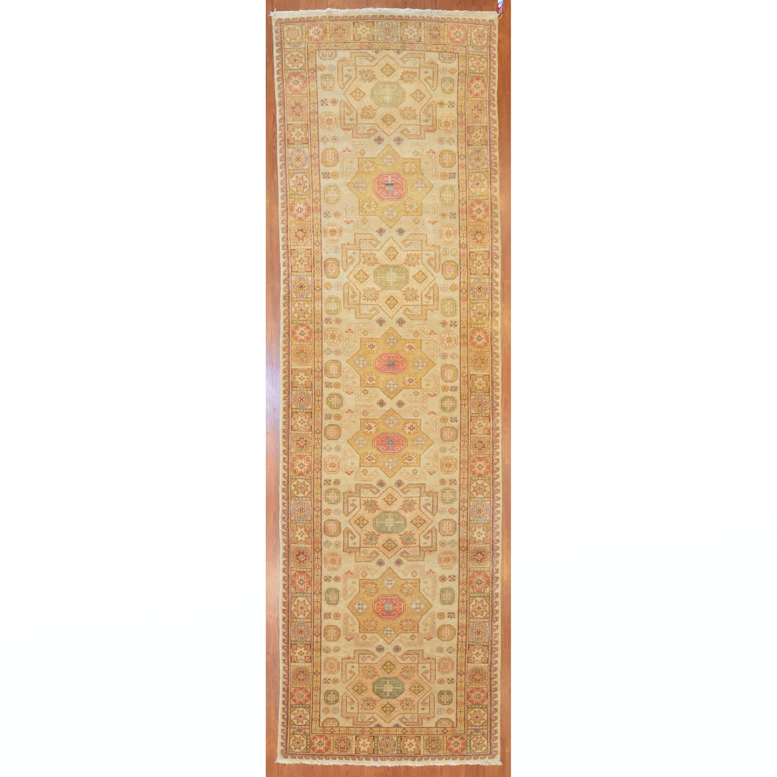 PAK KAZAK RUNNER, PAKISTAN, 3.8 X