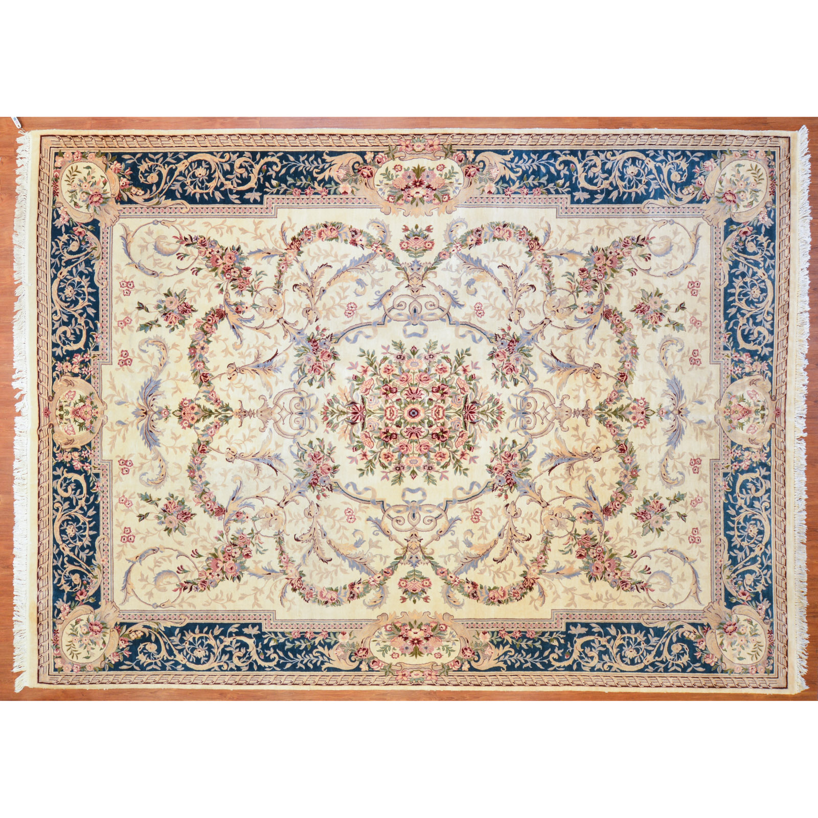 PAK PERSIAN CARPET, PAKISTAN,