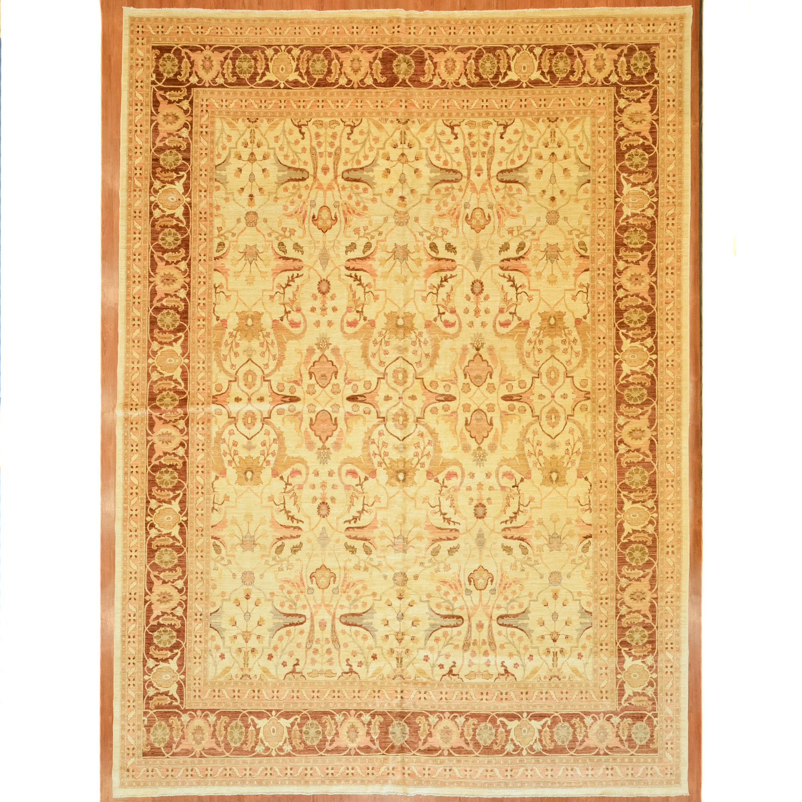 PAK PESHAWAR CARPET, PAKISTAN, 10.6
